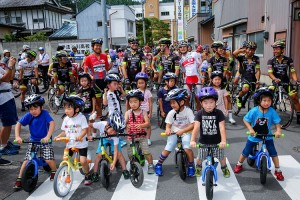 石川 